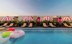 Privada Stays - Lofts With Private Pool And Oasis, Near Eagle Beach